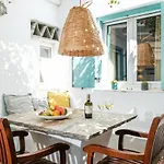 Hotel Golden Studios&suites 3*