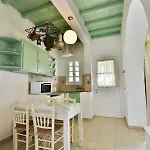 Golden Studios&suites 3*