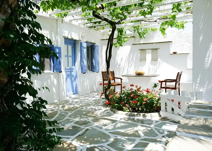 Golden & Hotel Tínos