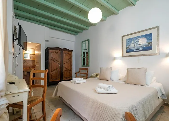 Golden & Hotell Tínos